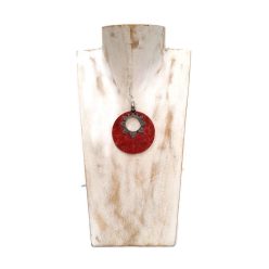   Piros korall medál áttört ezüst virágszirom motívummal – kézzel készült, egyedi tengeri ékszer