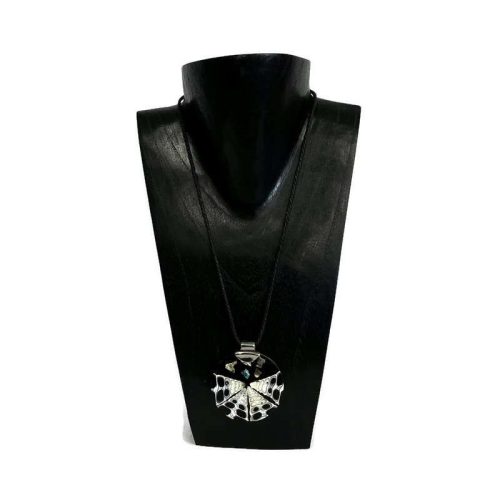 Nyaklánc, női, kagyló és műgyanta medállal 2.