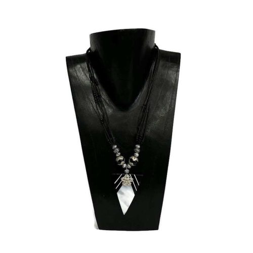 Nyaklánc, női, háromszög medállal