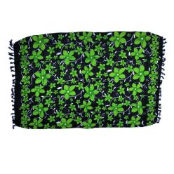Sarong fekete alapon zöld virágos