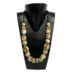 Nyaklánc, női, fa gyöngyös, márvány festésű 1.