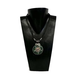 Nyaklánc, női, festett kókuszhéj medállal kerek