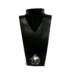 Nyaklánc, női, kagyló és műgyanta medállal 4.