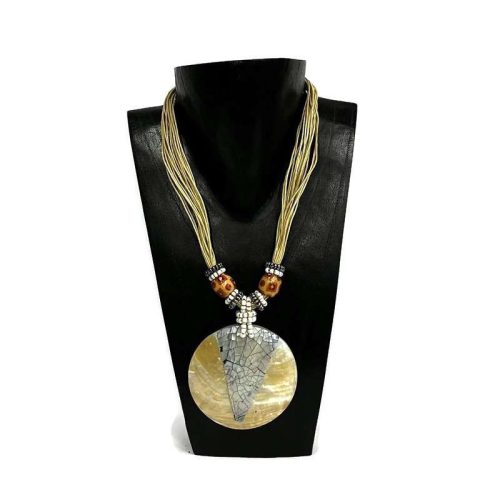 Nyaklánc, női, fehér, kerek kagyló medállal