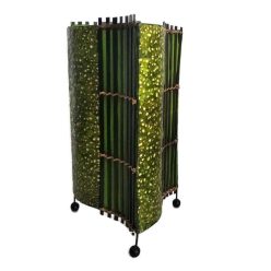   Asztali lámpabúra, zöld tojáshéjjal díszítve "S"