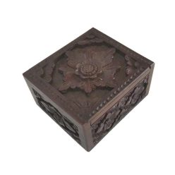 Műgyanta doboz, virágos