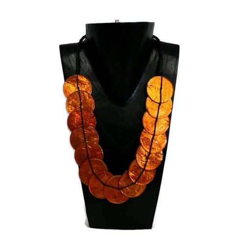 Nyaklánc, női, kagyló fonott műbőrrel 3.