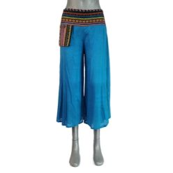 Háromnegyedes nadrág, hátul gumis derékkal 