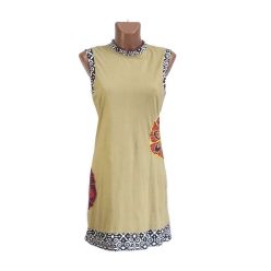 UDG rövid ruha, homokszínű oldalán mandalával