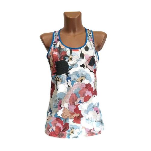 Trikó, mintás elejű, világoskék hátú "L"