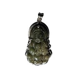 Kézzel faragott jáde Buddha medál ezüst foglalatban