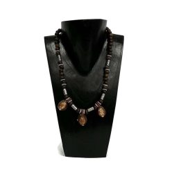 Nyaklánc, női, kókuszfa gyöngyös 3 kagylóval