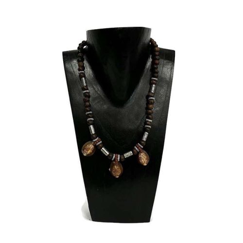 Nyaklánc, női, kókuszfa gyöngyös 3 kagylóval