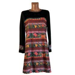 UDG hosszú fekete ujjú, csíkos-virágos ruha 