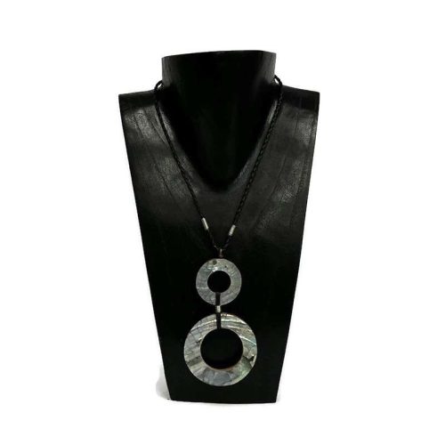 Nyaklánc, női, fa alapon kagylós körös medál